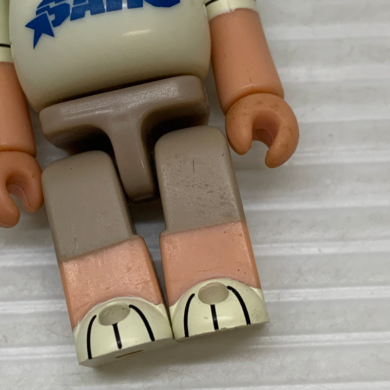 【中古品】 BE@RBRICK ベアブリック SERIES4 ARTIST 井上 三太 裏 055-260629-AS-4-min 万代Net店