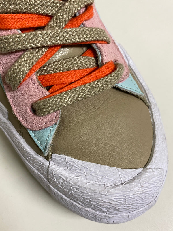 【中古品】【メンズ】 NIKE ナイキ BLAZER LOW / SAKAI /KAWS DM7901-200 ブレーザー ロー サカイ カウズ スニーカー 靴 160-260709-yn-29-min サイズ：27.0cm US9 カラー：REED/BRIGHT SPRUCE-WHITE 万代Net店