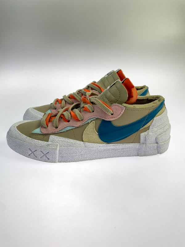 【中古品】【メンズ】 NIKE ナイキ BLAZER LOW / SAKAI /KAWS DM7901-200 ブレーザー ロー サカイ カウズ スニーカー 靴 160-260709-yn-29-min サイズ：27.0cm US9 カラー：REED/BRIGHT SPRUCE-WHITE 万代Net店