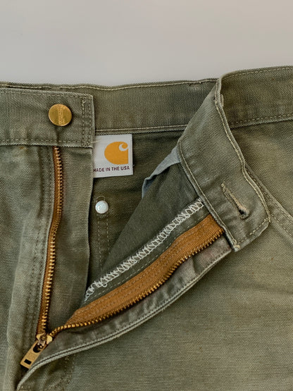【現状渡し品】【メンズ】 CARHARTT カーハート DOUBLE KNEE PAINTER PANTS ダブルニーペインターパンツ USA製 ボトムス 157-260831-yn-04-min サイズ：32×30 カラー：オリーブグリーン 万代Net店