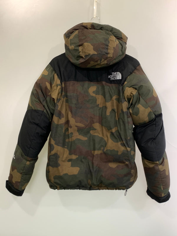 【中古品】【メンズ】 THE NORTH FACE ザ ノースフェイス NOVELTY BALTRO LIGHT JACKET ND91845 ノベルティバルトロライトジャケット アウター 144-260831-yn-05-min サイズ：L カラー：カモフラージュ 万代Net店