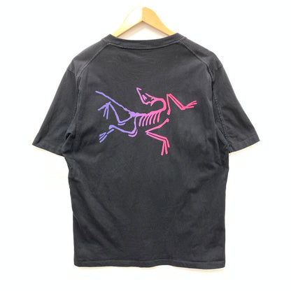 【中古品】【メンズ】 ARC'TERYX アークテリクス KRAGG COTTON LOGO SS TEE 半袖Tシャツ カットソー ブランド 古着 144-251101-gm-15-fuz サイズ：S カラー：ブラック 万代Net店