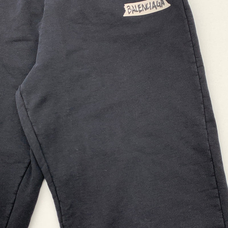 【中古品】【メンズ】 BALENCIAGA バレンシアガ 26SS MASKING TAPE BAGGY PANTS 846917 TTVL8 スウェットパンツ ボトムス ダメージ加工 ブランド 古着 152-260412-gm-07-fuz サイズ：M カラー：ブラック 万代Net店