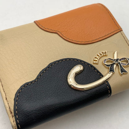 【中古品】【メンズ】 ANNASUI 3つ折り財布 ブランド ウォレット 猫 201-260418-gm-22-fuz カラー：ベージュ 万代Net店