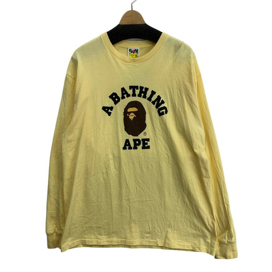 【中古品】【メンズ】 A BATHING APE アベイシングエイプ カレッジロゴ 長袖Tシャツ ブランド 古着 142-251115-gm-09-fuz サイズ：2XL カラー：イエロー 万代Net店