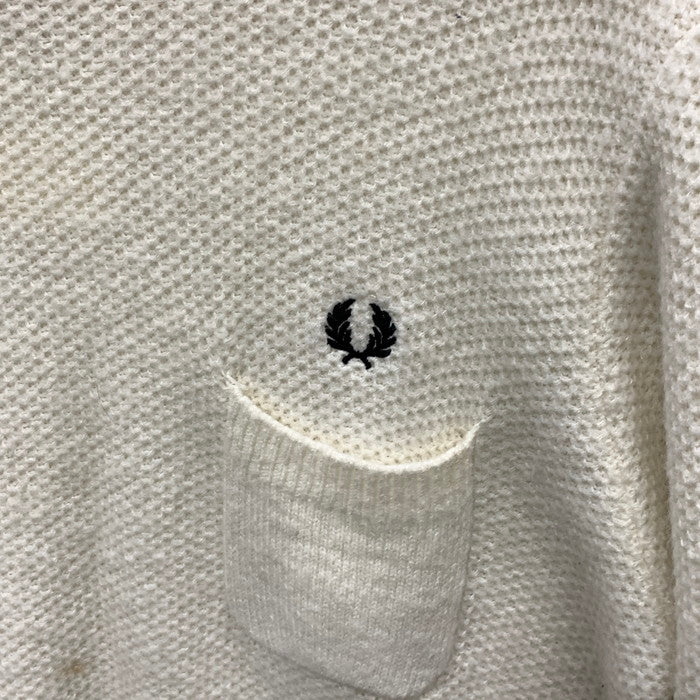 【中古品】【メンズ】 FRED PERRY フレッドペリー PIQUE KNIT JUMPER ニット セーター トップス ブランド 古着 140-250921-gm-24-fuz サイズ：M カラー：ホワイト 万代Net店