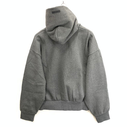 【中古品】【メンズ】 ESSENTIALS EMBOSSED CLASSIC HOODIE オーバーサイズ エンボス加工 パーカー ブランド 古着 142-260329-gm-11-fuz サイズ：M カラー：グレー 万代Net店