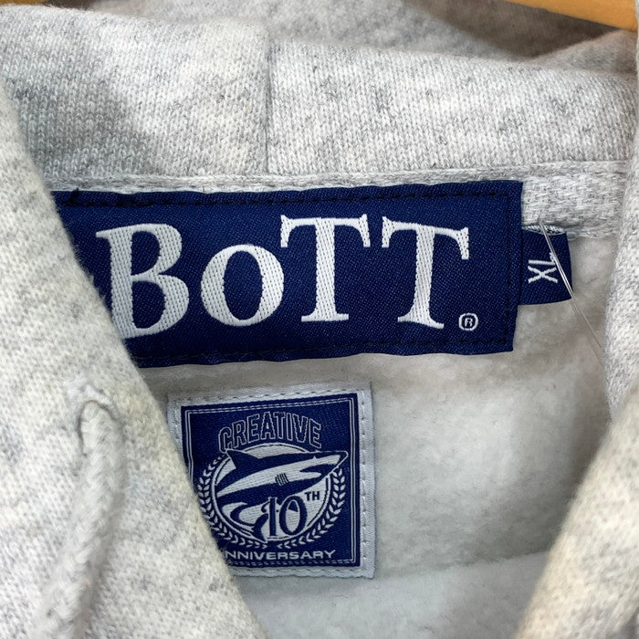【中古品】【メンズ】 BOTT×CREATIVEDRUGSTORE SQUARE LOGO HOODIE パーカー ブランド 古着 140-260315-gm-07-fuz サイズ：XL カラー：グレー 万代Net店