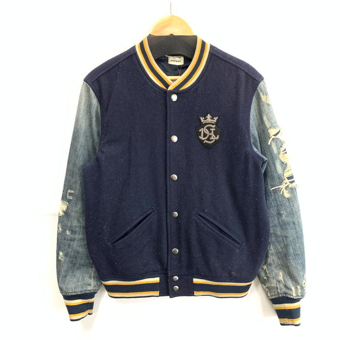 【中古品】【メンズ】 DIESEL ディーゼル ダメージ加工スタジャン アウター スタジアムジャケット アワードジャケット ブランド 古着 141-260221-gm-26-fuz サイズ：S カラー：ネイビー デニム 万代Net店