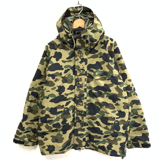 【中古品】【メンズ】 A BATHING APE アベイシングエイプ GORE-TEX スノボジャケット アウター ブランド 古着 142-260307-gm-17-fuz サイズ：M カラー：カモフラ 万代Net店