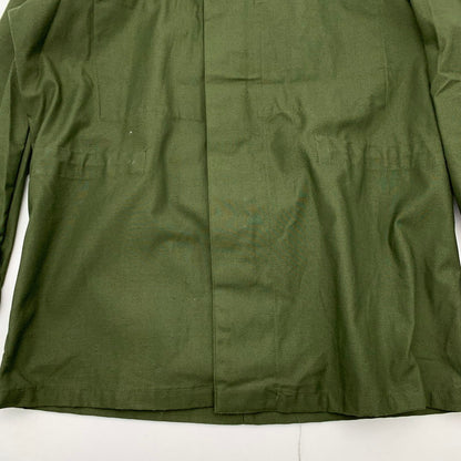 【中古品】【メンズ】 スウェーデン軍 ユーティリティージャケット ミリタリージャケット アウター 古着 145-260411-gm-49-fuz サイズ：48 カラー：カーキ 万代Net店