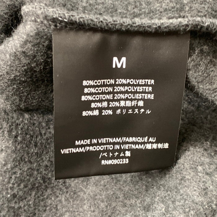 【中古品】【メンズ】 ESSENTIALS EMBOSSED CLASSIC HOODIE オーバーサイズ エンボス加工 パーカー ブランド 古着 142-260329-gm-11-fuz サイズ：M カラー：グレー 万代Net店