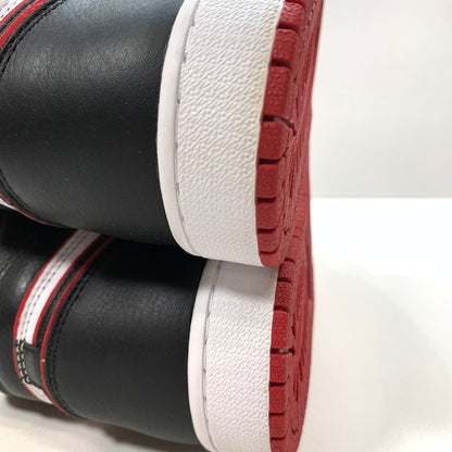 【中古品】【メンズ】 NIKE ナイキ 555088-062 AIR JORDAN 1 RETRO HIGH OG "BLOOD LINE" エアジョーダン 1 ハイ スニーカー 160-251129-gm-09-fuz サイズ：27cm カラー：ブラック ホワイト 万代Net店