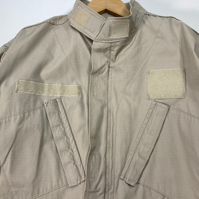 【中古品】【メンズ】 U.S.ARMY ミリタリージャケット アウター ブランド 古着 145-260321-gm-37-fuz サイズ：7080 カラー：ベージュ 万代Net店