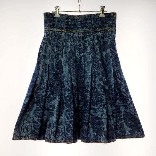 【中古品】【レディース】 CHANEL シャネル CAMELLIA DENIM FLARE SKIRT P53816V40517 イタリア製 国内正規 カメリア デニムスカート プリーツ フレア 168-240803-mk-04-izu サイズ：38 カラー：インディゴ 万代Net店