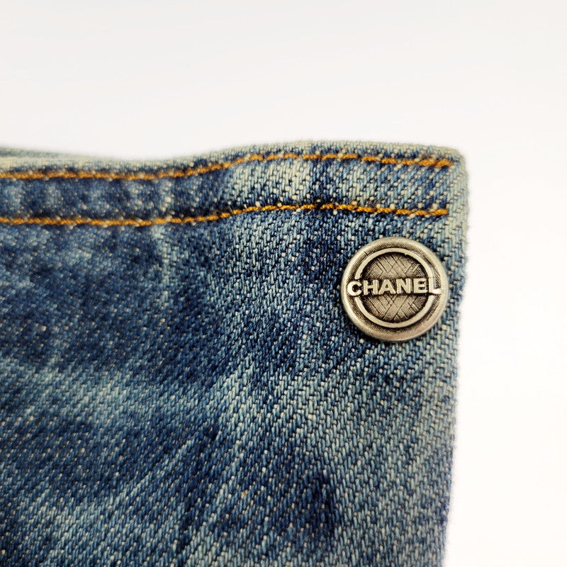 【中古品】【レディース】 CHANEL シャネル CAMELLIA DENIM FLARE SKIRT P53816V40517 イタリア製 国内正規 カメリア デニムスカート プリーツ フレア 168-240803-mk-04-izu サイズ：38 カラー：インディゴ 万代Net店