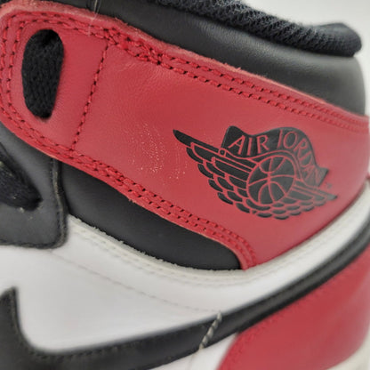 【中古品】【メンズ】 NIKE ナイキ 555088-184 AIR JORDAN 1 RETRO HIGH OG エアジョーダン1 レトロ ハイ オリジナル BLACK TOE ブラック トゥ スニーカー シューズ 靴 160-250325-mm-11-izu サイズ：28.0cm カラー：ブラック/レッド/ホワイト 万代Net店