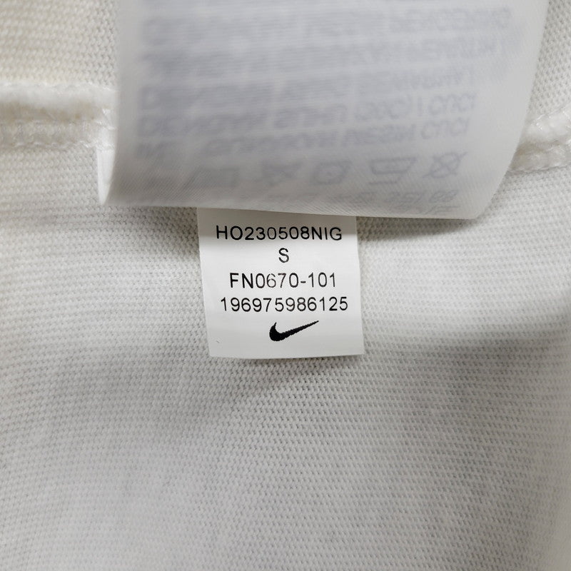 【中古品】【メンズ】 NIKE SB ナイキエスビー × YUTO HORIGOME 堀米雄斗 SKATEBOARD TEE FN0670-101 スケートボード Tシャツ 半袖 トップス 148-250807-as-29-izu サイズ：S カラー：ホワイト系 万代Net店