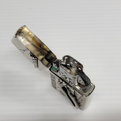 【中古品】【メンズ/レディース】 ZIPPO ジッポ EVANGELION OIL LIGHTER エヴァンゲリオン オイルライター ロンギヌスの槍 喫煙具 206-250921-as-01-izu カラー：シルバー 万代Net店