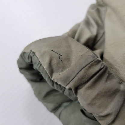 【現状渡し品】【メンズ】 U.S.ARMY ユーエスアーミー ECWCS GEN3 LEVEL7 PRIMALOFT JACKET 911QY-07-D-0003 レベル7 プリマロフト ジャケット WILDTHINGS社製 アウター 146-251004-as-06-izu サイズ：M-REG カラー：グレー系 万代Net店