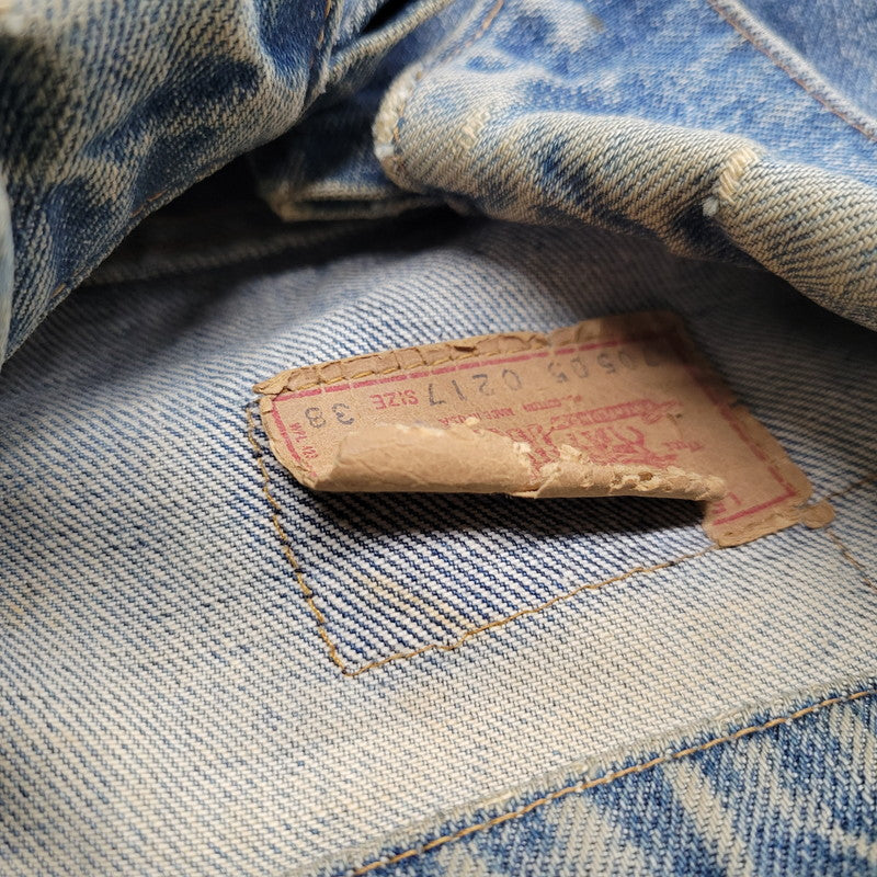 【現状渡し品】【メンズ】 Levi's リーバイス 4TH TYPE DENIM JACKET 70505-0217 デニムジャケット 刻印52 アウター 146-251121-as-02-izu サイズ：38 カラー：インディゴ 万代Net店