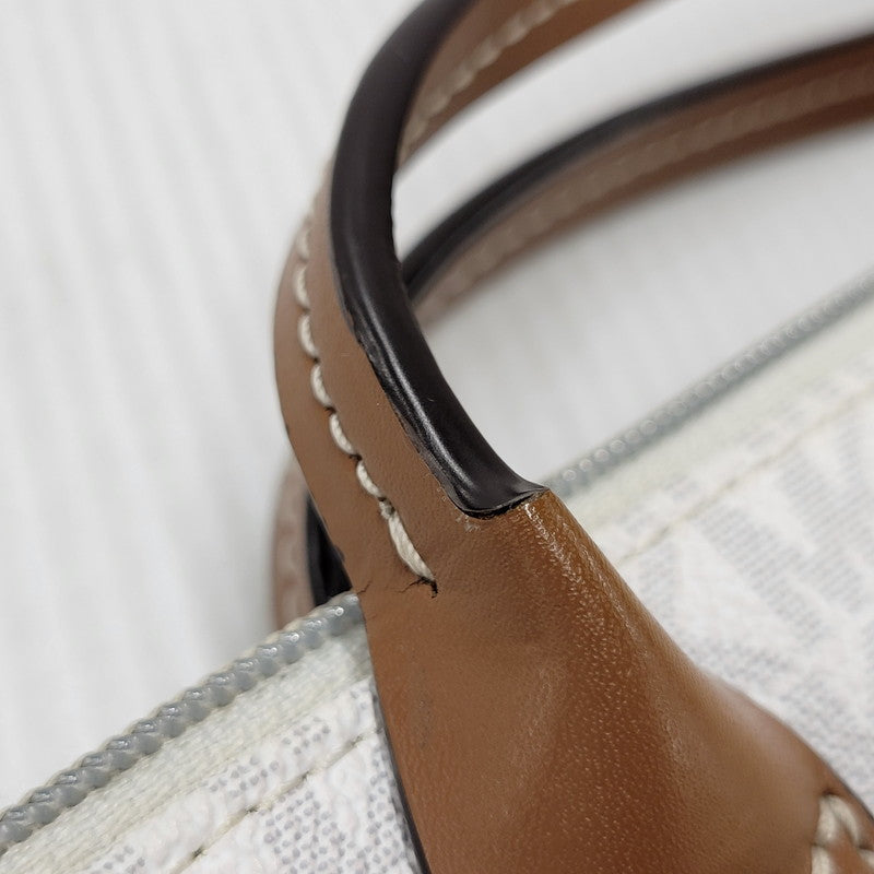 【現状渡し品】【レディース】 SIGNATURE TOTE BAG 35T0STFT6B シグネチャー トート バッグ 鞄 カバン 188-260102-ay-03-izu カラー：ホワイト 万代Net店