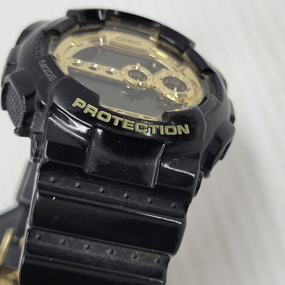 【中古品】【メンズ/レディース】 GD-100GB-1JF GD-100 SERIES シリーズ デジタル腕時計 時計 196-260113-cs-13-izu サイズ：55 × 51.2 × 17.4 mm カラー：ブラック/ゴールド 万代Net店