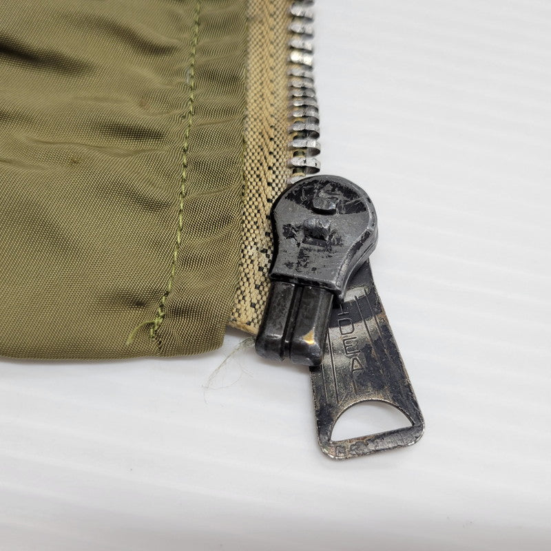 【現状渡し品】【メンズ】 ALPHA INDUSTRIES アルファインダストリーズ MA-1 FLIGHT JACKET 1615-573-8335 フライトジャケット USA製 145-260527-as-20-izu サイズ：M カラー：カーキ/オレンジ 万代Net店