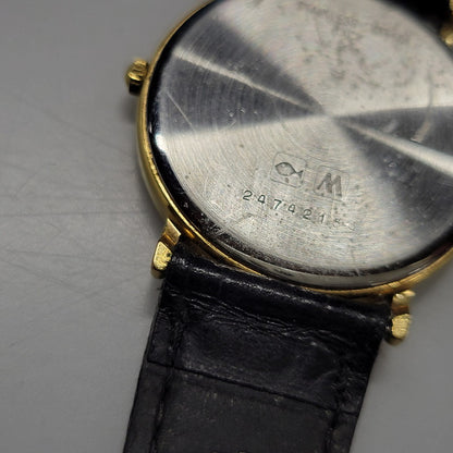 【現状渡し品】【メンズ/レディース】 LONGINES ロンジン ROUND FACE QUARTS 24742139 ラウンドフェイス クォーツ ゴールド文字盤 腕時計 197-250522-ay-17-izu カラー：ブラック×ゴールド 万代Net店