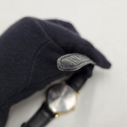 【現状渡し品】【メンズ/レディース】 LONGINES ロンジン ROUND FACE QUARTS 24742139 ラウンドフェイス クォーツ ゴールド文字盤 腕時計 197-250522-ay-17-izu カラー：ブラック×ゴールド 万代Net店