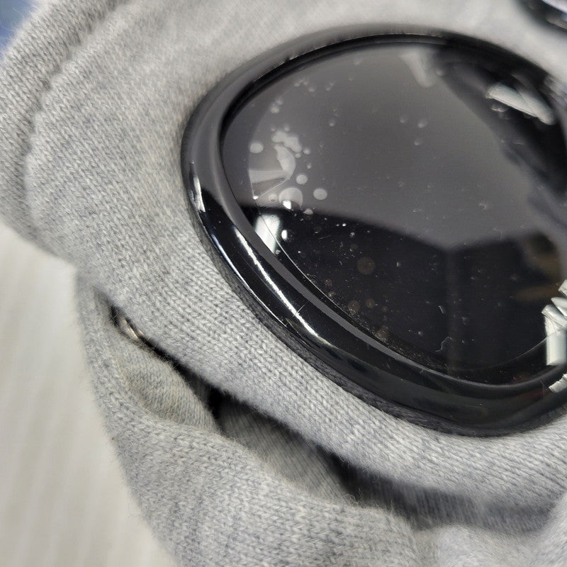 【中古品】【メンズ】 C.P. COMPANY シーピーカンパニー 16CMSS080A-005086W 24SS DIAGONAL RAISED FLEECE GOGGLE HOODIE ダイアゴナル レイズド フリース ゴーグル フーディー トップス 長袖 141-260402-cs-16-izu サイズ：XXL カラー：グレー 万代Net店