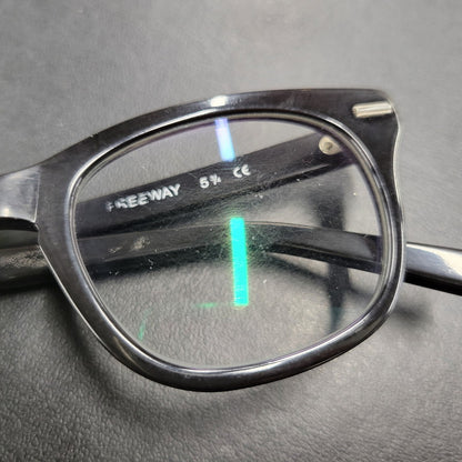 【現状渡し品】【メンズ/レディース】 SHURON シュロン FREEWAY GLASSES フリーウェイ グラス メガネ 眼鏡 小物 203-261023-cs-21-izu サイズ：50口22 カラー：ブラック 万代Net店