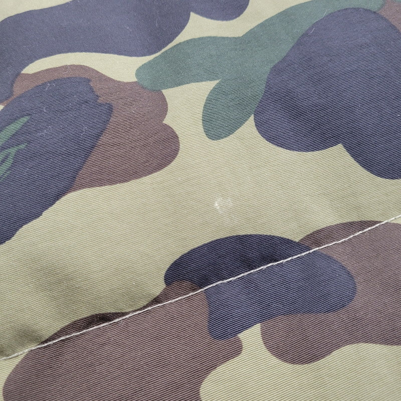 【中古品】【メンズ】 A BATHING APE アベイシングエイプ 001HJA801008X 1ST CAMO DOWN JACKET カモ ダウン ジャケット アウター 142-261028-kh-10-izu サイズ：M カラー：マルチ 万代Net店