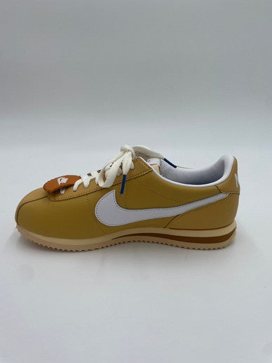 【中古美品】【メンズ】 NIKE ナイキ CORTEZ 23 SE FD0400-725 スニーカー 160-240817-NK-2-yok カラー：WHEAT GOLD/WHITE-COCONUT MILK 万代Net店