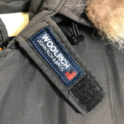 【中古品】【メンズ】 WOOLRICH ウールリッチ 1302045 ARCTIC PARKA アークティック パーカー ジャケット コート アウター 古着 144-251126-XZ-5-fuz サイズ：M カラー：ブラック 万代Net店