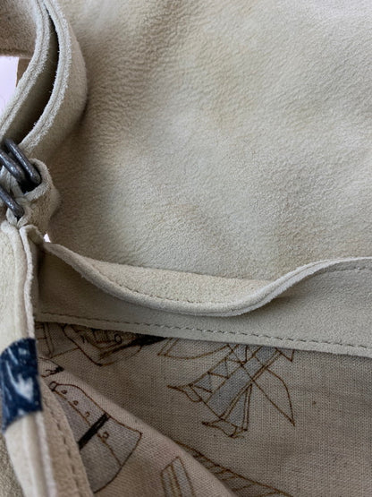 【中古品】【メンズ】 VISVIM ビズビム 0223903003006 23SS DEERSKIN SHOULDER BAG ショルダーバッグ カバン 鞄 188-231203-min カラー：ホワイト系 万代Net店