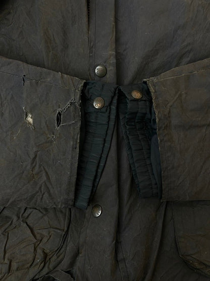 【ジャンク品】【メンズ】 BURBERRY バーバリー ENGLAND製 80S OILED HUNTING COAT オイルハンティングコート アウター 141-240209-ks-08-min カラー：ネイビー 万代Net店