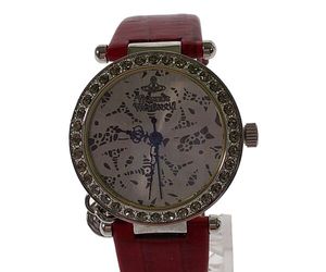 【中古品】【レディース】  Vivienne Westwood ヴィヴィアンウエストウッド VV006SLRD チャーム付きウォッチ  腕時計 197-240316-ab-12-min サイズ：ケース約縦3cm×横3cm、ベルト幅約1.5cm カラー：ケース：シルバー、ベルト：レッド 万代Net店