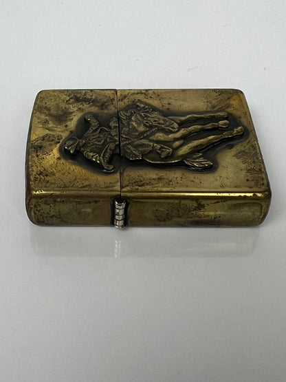 【中古品】【メンズ/レディース】 ZIPPO ジッポ MARLBORO SOLID BRASS マールボロ ソリッドブラス 2面加工 オイルライター 喫煙具 1998年製造 インサイドユニット 1998年製 206-260612-kk-03-hon カラー：BRASS 万代Net店