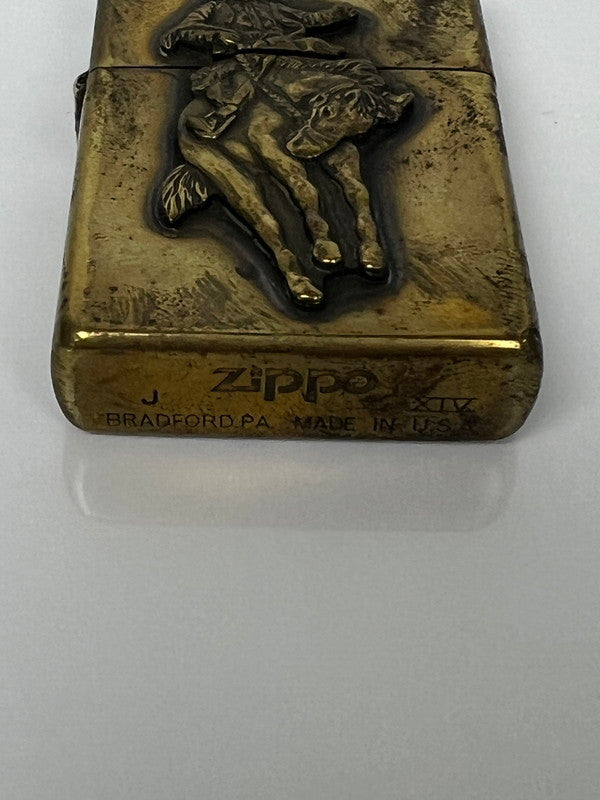 【中古品】【メンズ/レディース】 ZIPPO ジッポ MARLBORO SOLID BRASS マールボロ ソリッドブラス 2面加工 オイルライター 喫煙具 1998年製造 インサイドユニット 1998年製 206-260612-kk-03-hon カラー：BRASS 万代Net店