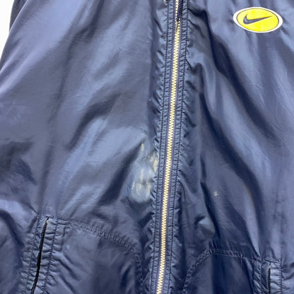 【中古品】【メンズ】 NIKE ナイキ ナイロンジャケット ブルゾン アウター ブランド 古着 146-250302-gm-28-fuz サイズ：S カラー：ネイビー 万代Net店