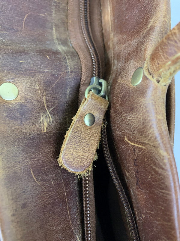 【現状渡し品】【メンズ】 2WAYレザーブリーフケース 鞄 バッグ 188-250111-AS-1-min カラー：ブラウン 万代Net店