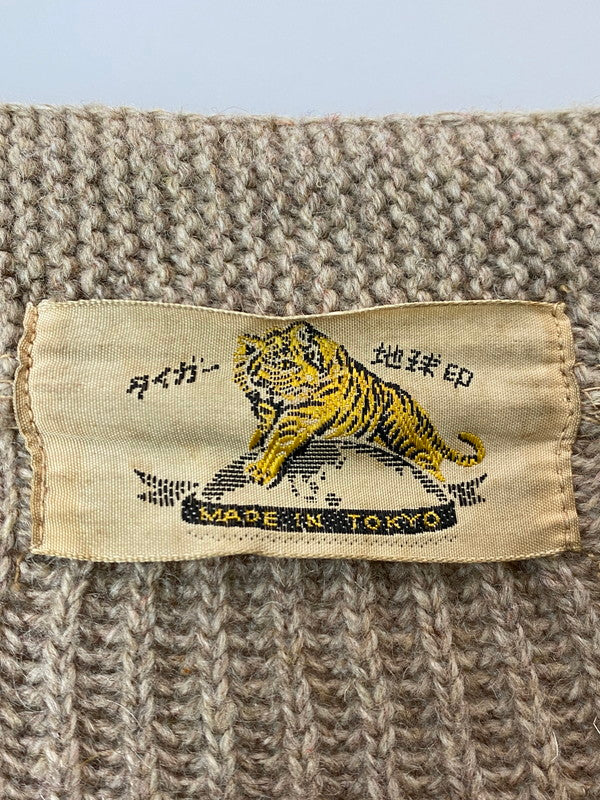 【現状渡し品】【メンズ】 JAPAN VINTAGE タイガ 地球印 日本製 身頃切替ニットカーディガン 146-251220-zi-06-min サイズ：不明 カラー：ライトブラウン/オリーブグリーン系 万代Net店