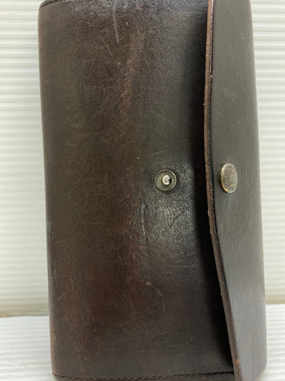 【現状渡し品】【メンズ】 AMIACALVA アミアカルヴァ ブライドルレザー ロングウォレット 長財布 本体のみ 200-250625-cn-9-min カラー：ダークブラウン 万代Net店