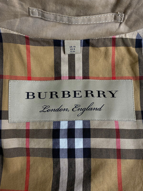 【中古品】【レディース】 BURBERRY バーバリー SIDE SLIT TRENCH COAT 8004072 サイドスリット トレンチコート アウター 169-231026-me-19-min サイズ：42 カラー：ベージュ 万代Net店