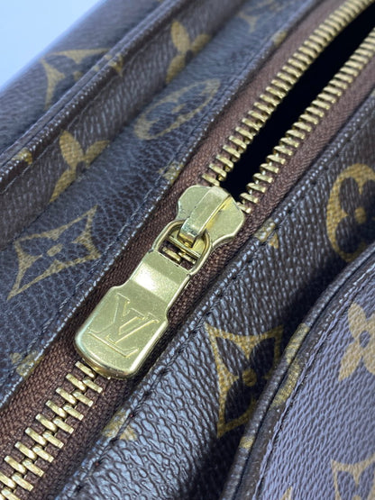 【中古品】【レディース】 LOUIS VUITTON ルイ・ヴィトン モノグラム ヴィバ・シテMM M51164 DU0064 ショルダーバッグ カバン 179-250808-jt-09-min カラー：ブラウン 万代Net店