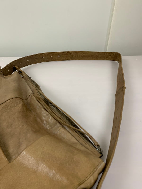 【中古品】【メンズ/レディース】 genten ゲンテン レザーショルダーバッグ 鞄 188-250111-AS-3-min カラー：ブラウン系 万代Net店