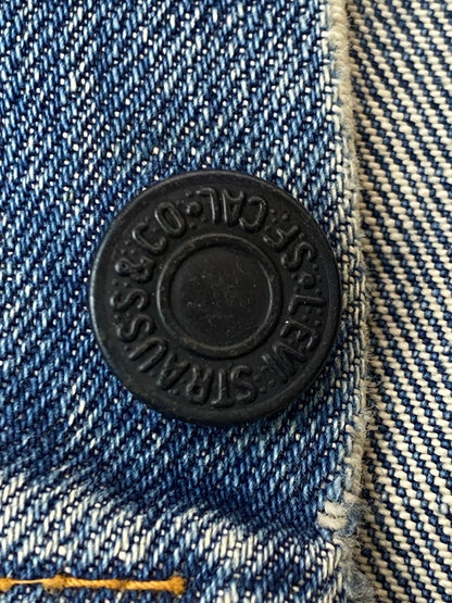 【現状渡し品】【メンズ】 Levi's リーバイス 70505 刻印2 BIG E 60-70S CUTOFF REMAKE DENIM TRUCKER JACKET リメイクデニムトラッカージャケット 146-251220-zi-11-min サイズ：不明 カラー：インディゴ 万代Net店