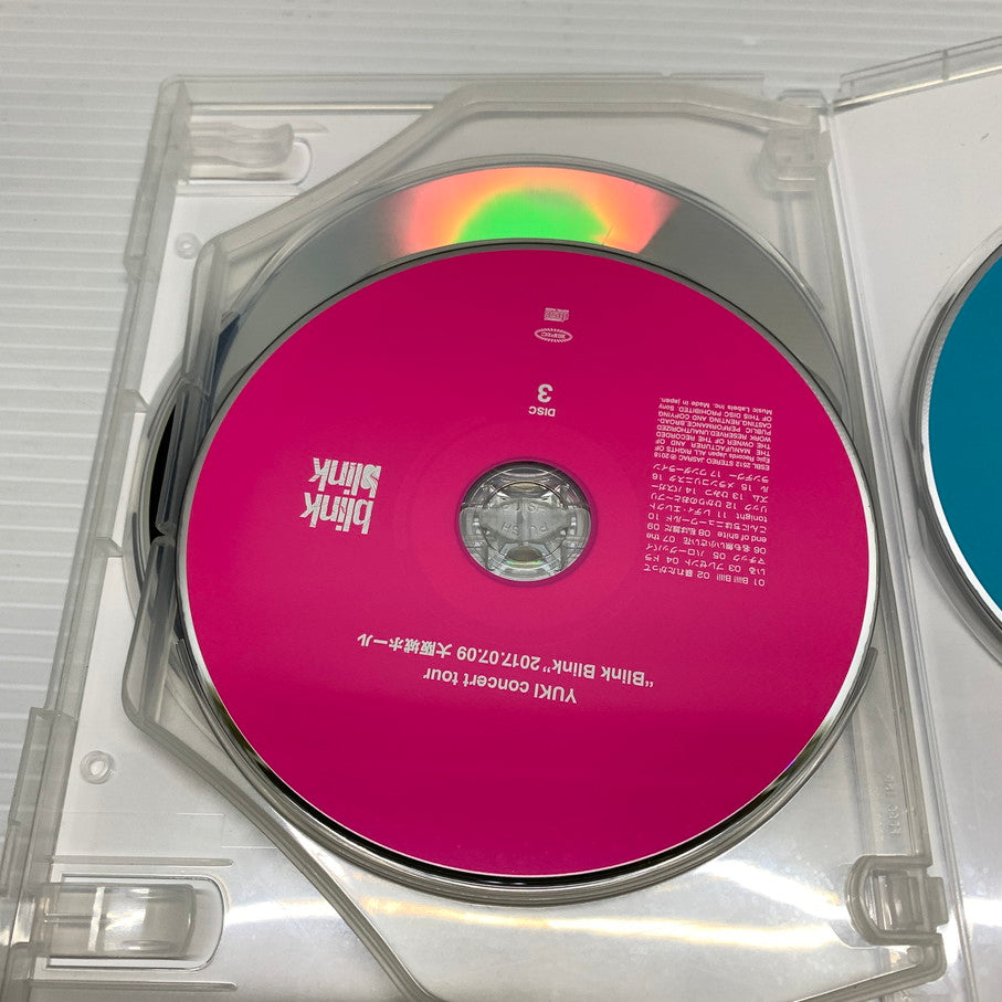 【中古品】 DVD YUKI concert tour Blink Blink 2017.07.09 大阪城ホール 初回生産限定盤 2枚組CD付 010-251123-AS-19-min 万代Net店