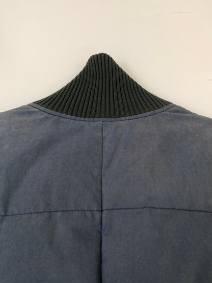 【現状渡し品】【メンズ】 02DERIV ツーディライヴ THE BRITISH MILLERAIN DOWN JACKET ザ ブリティッシュ ミラレーン ダウンジャケット メンズ アウター 145-260704-hu-06-min サイズ：1 カラー：ネイビー 万代Net店